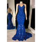 Robe de bal sirène bordeaux à bretelles spaghetti et paillettes appliquées, Black Girl Slay 