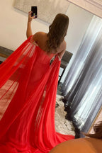 Vestido largo de fiesta amarillo con escote barco y abertura