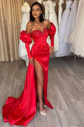 Robe de bal longue sirène en satin à épaules dénudées, fente sur le devant et manches bouffantes