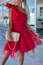 Robe courte en tulle à une épaule avec nœud Lifetime Celebrations 