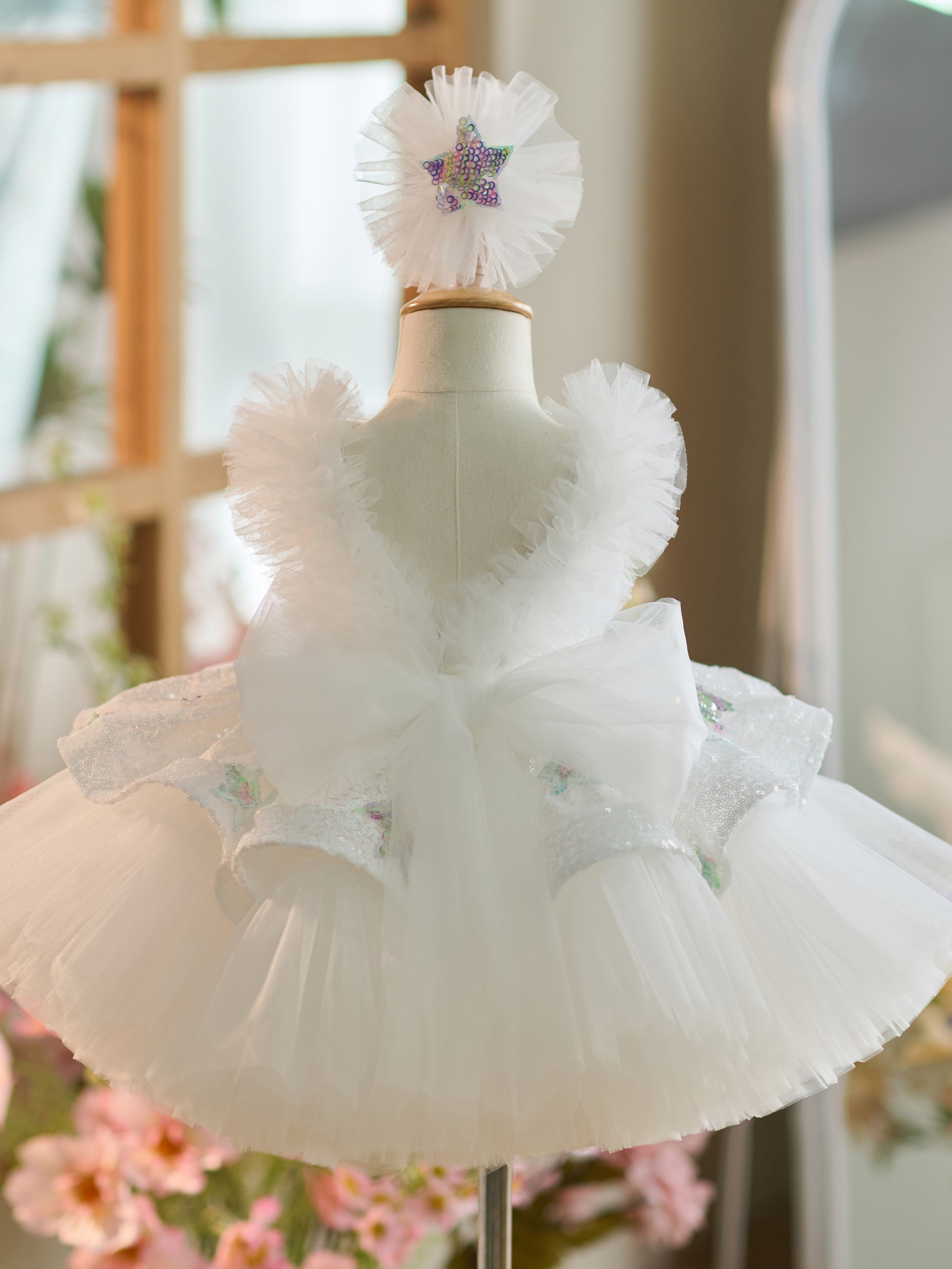 Vestido blanco de tul con lentejuelas hasta la rodilla para fiesta de primer cumpleaños 