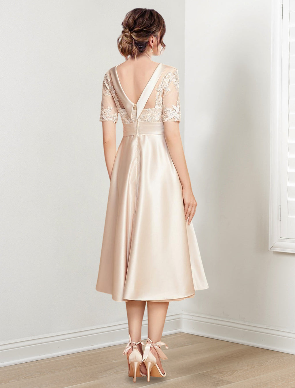 Vestidos de corte princesa/línea A hasta la rodilla para la madre de la novia 