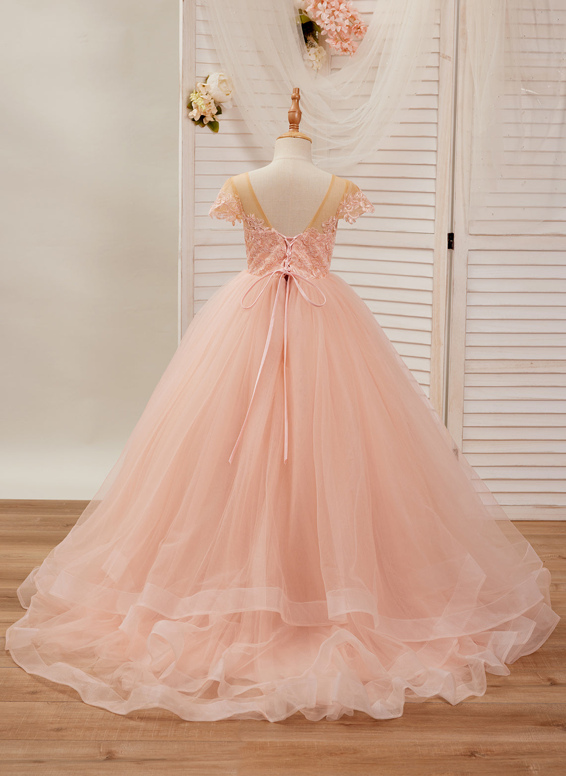 Vestido rosa de princesa con cola de tul y encaje, estilo baile de gala (2003226644) 