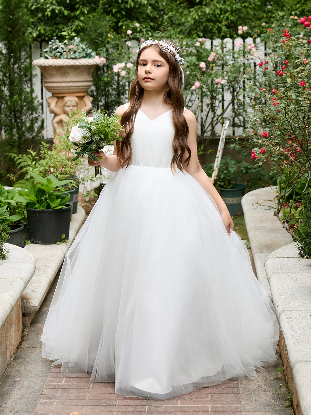 Vestido clásico blanco de corte A sin mangas para niña de las flores, de satén y tul 