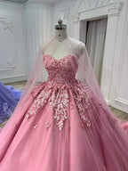 Vestido de baile rosa con escote corazón, tul y encaje, con capa de tul, estilo quinceañera, modelo Y709