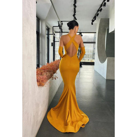 Robe de soirée longue en satin à bretelles spaghetti et fente