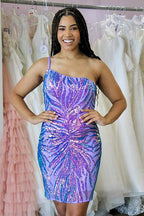 Robe de bal courte à paillettes violettes asymétriques et fourreau scintillant