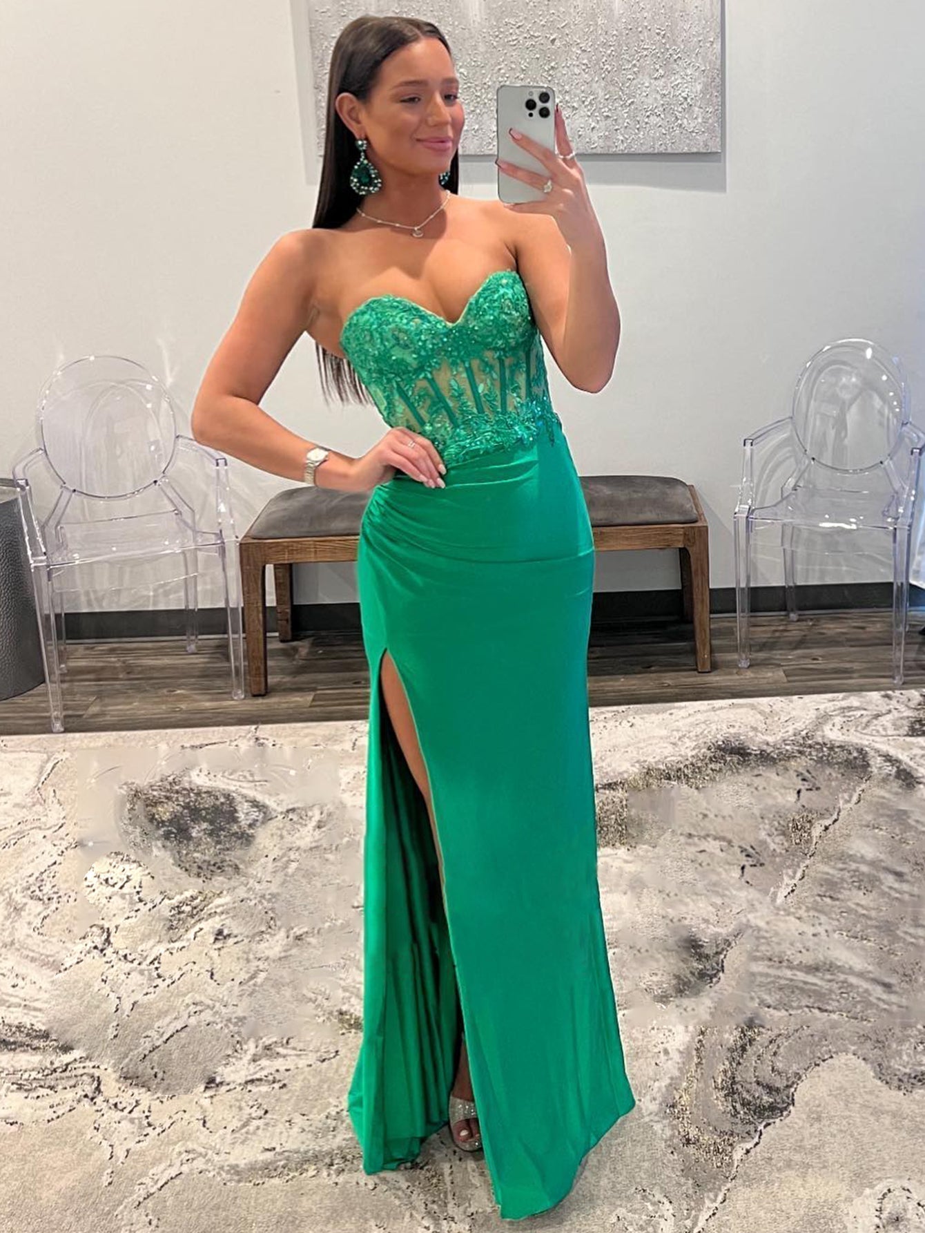 Vestido largo de fiesta sin tirantes, corte sirena, escote corazón y abertura