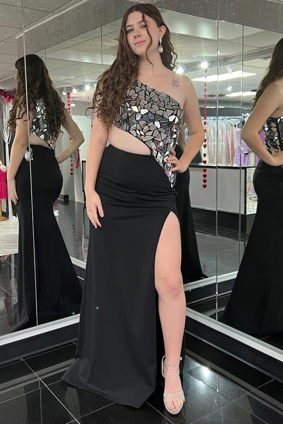 Ashley | Robe de bal fourreau asymétrique à sequins miroir