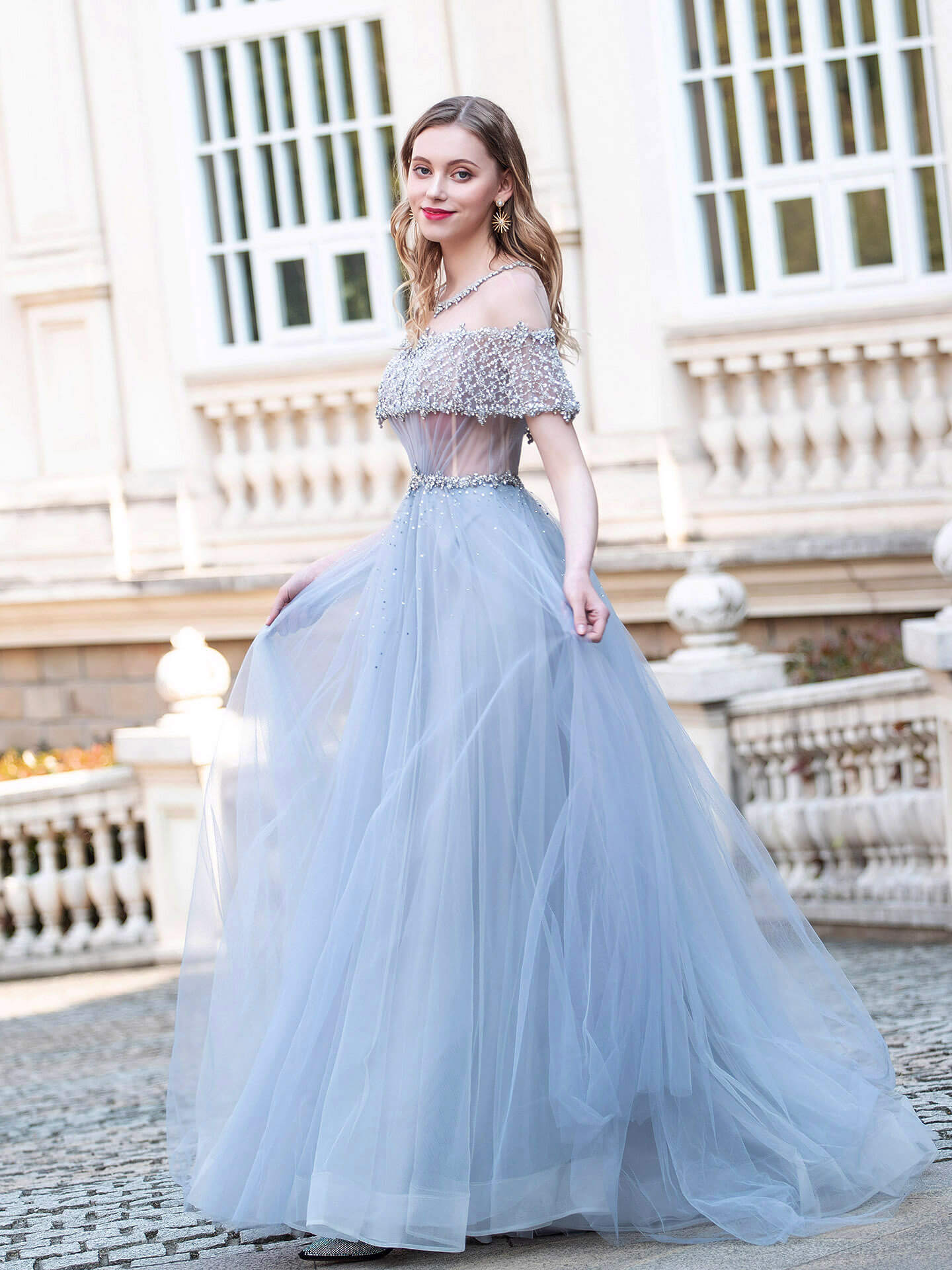 Vestidos de noche formales de lujo, corte A, tul con cuentas, manga corta, largos hasta el suelo, para baile de graduación. 