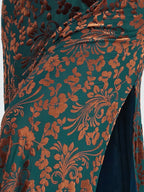 Robe vintage unie en velours, col V, manches courtes, longueur thé, idéale pour la mère de la mariée, avec fente. 