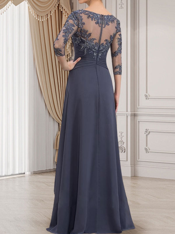 Robe de mariée en mousseline de dentelle, coupe trapèze, décolleté illusion, longueur au sol, avec volants cascade, idéale pour la mère de la mariée.