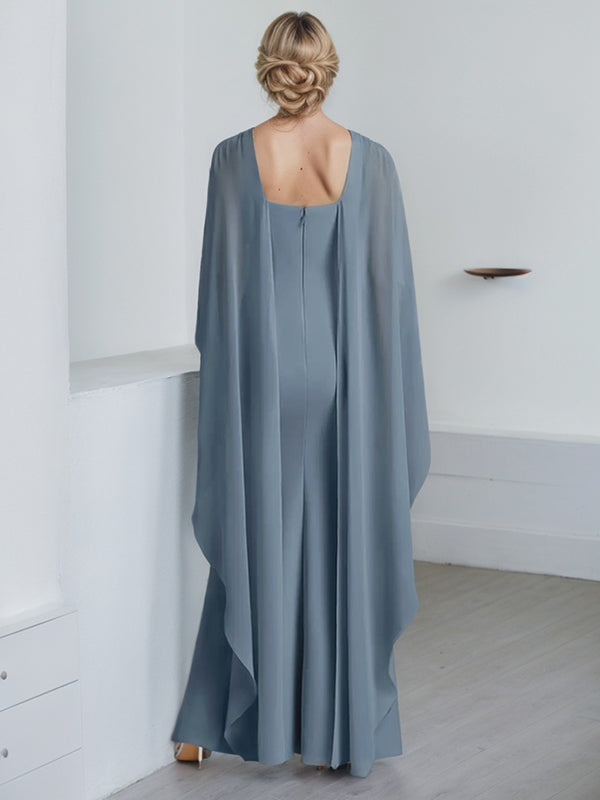 Robe fourreau longue en mousseline de soie pour la mère de la mariée, ornée de volants cascade, avec décolleté arrondi. 