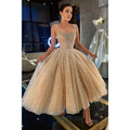 Robe de bal scintillante à bretelles spaghetti et perles