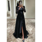 Robe de soirée fourreau/colonne carrée en satin à manches longues et appliques