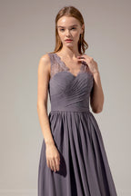 Robe de demoiselle d'honneur longue à col en V