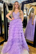 Vestido largo de fiesta con apliques, escote en V, volantes y capas