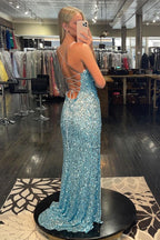 Robe de bal à sequins avec laçage léger au dos et fente