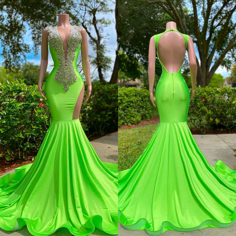 Robe de bal longue sirène sans manches à épaules dénudées et dos nu