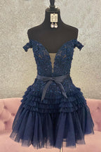 Vestido corto de fiesta de bienvenida de tul con volantes y corte en A