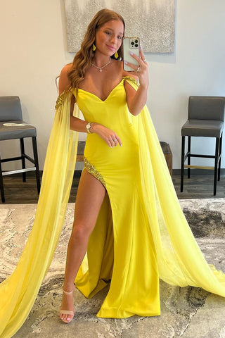 Robe de bal longue jaune à épaules dénudées et fente, coupe trapèze