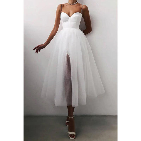 Robe de soirée simple à bretelles spaghetti et col en V fendue 