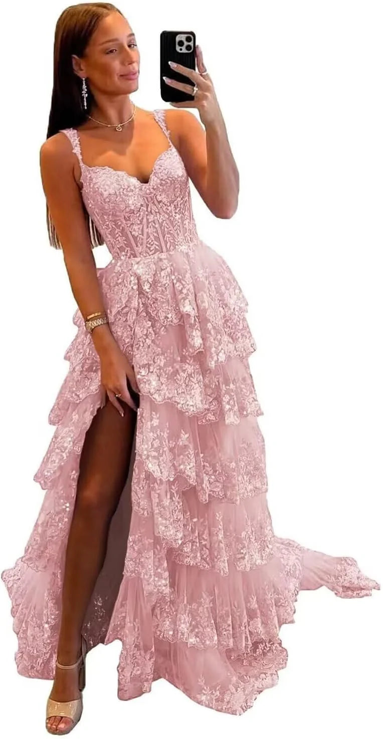 Robe de bal longue en tulle et dentelle à volants scintillants, collection 2025, bretelles spaghetti, corset et fente. 