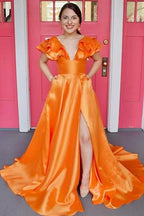 Robe de bal longue rose fuchsia à col en V et volants, coupe trapèze