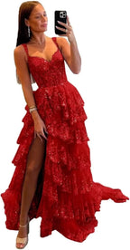 Robe de bal longue en tulle et dentelle à volants scintillants, collection 2025, bretelles spaghetti, corset et fente. 