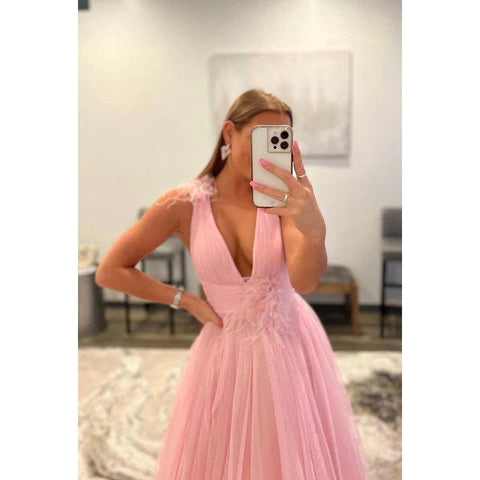 Robe de bal longue trapèze en tulle froncé à décolleté en V profond
