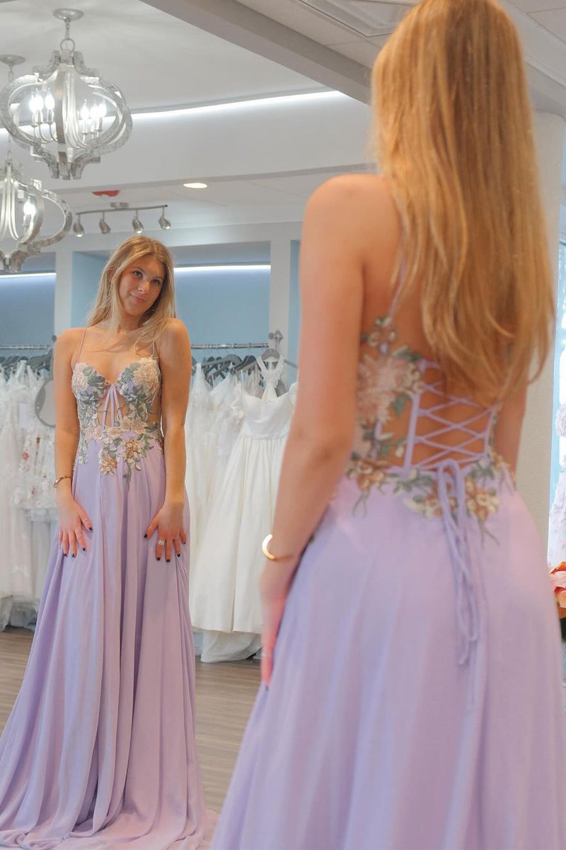 Vestidos largos de fiesta de gasa color lila con escote corazón y apliques