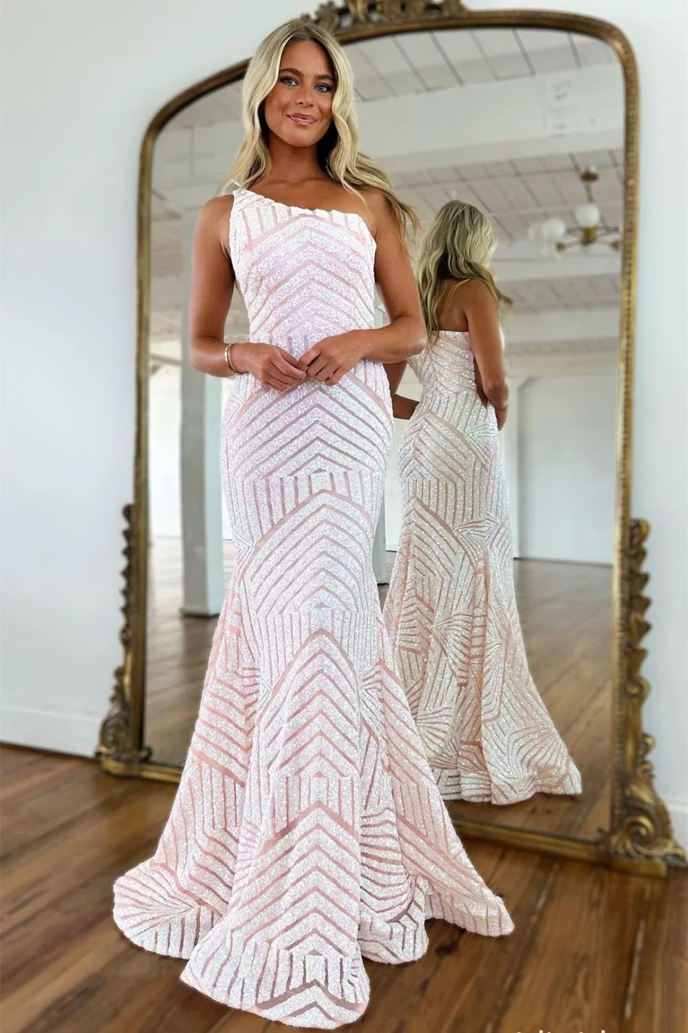 Robe de bal sirène à sequins asymétrique