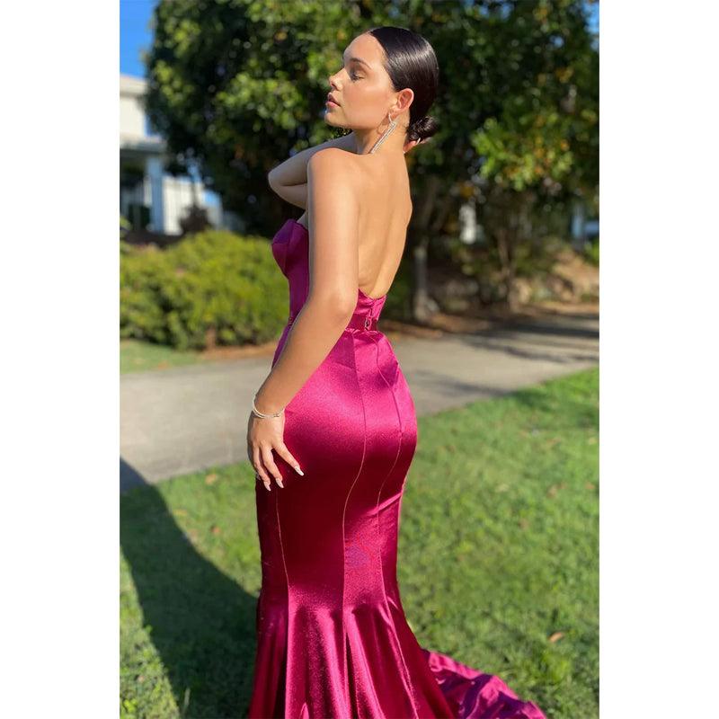 Robe de bal sirène longue en satin élastique à col en cœur 