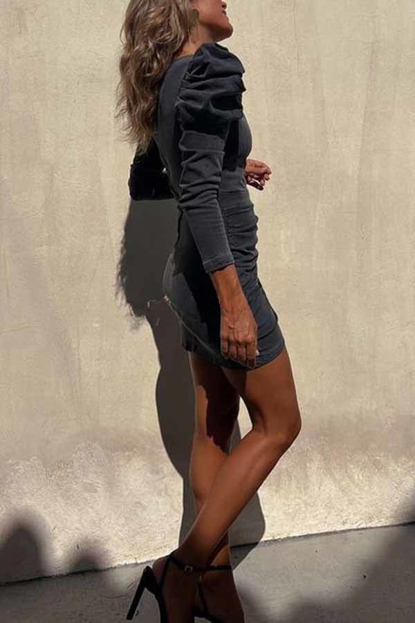 Robe mini stretch à manches bouffantes et fronces en jean « All The Best » 