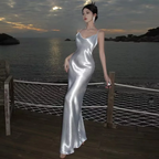 Vestido largo de noche de fiesta sencillo, blanco satinado y sin espalda Y7841