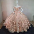 Vestido color melocotón, ideal para quinceañeras y quinceañeras. Vestido de princesa con hombros descubiertos y cordones. Modelo Y2686
