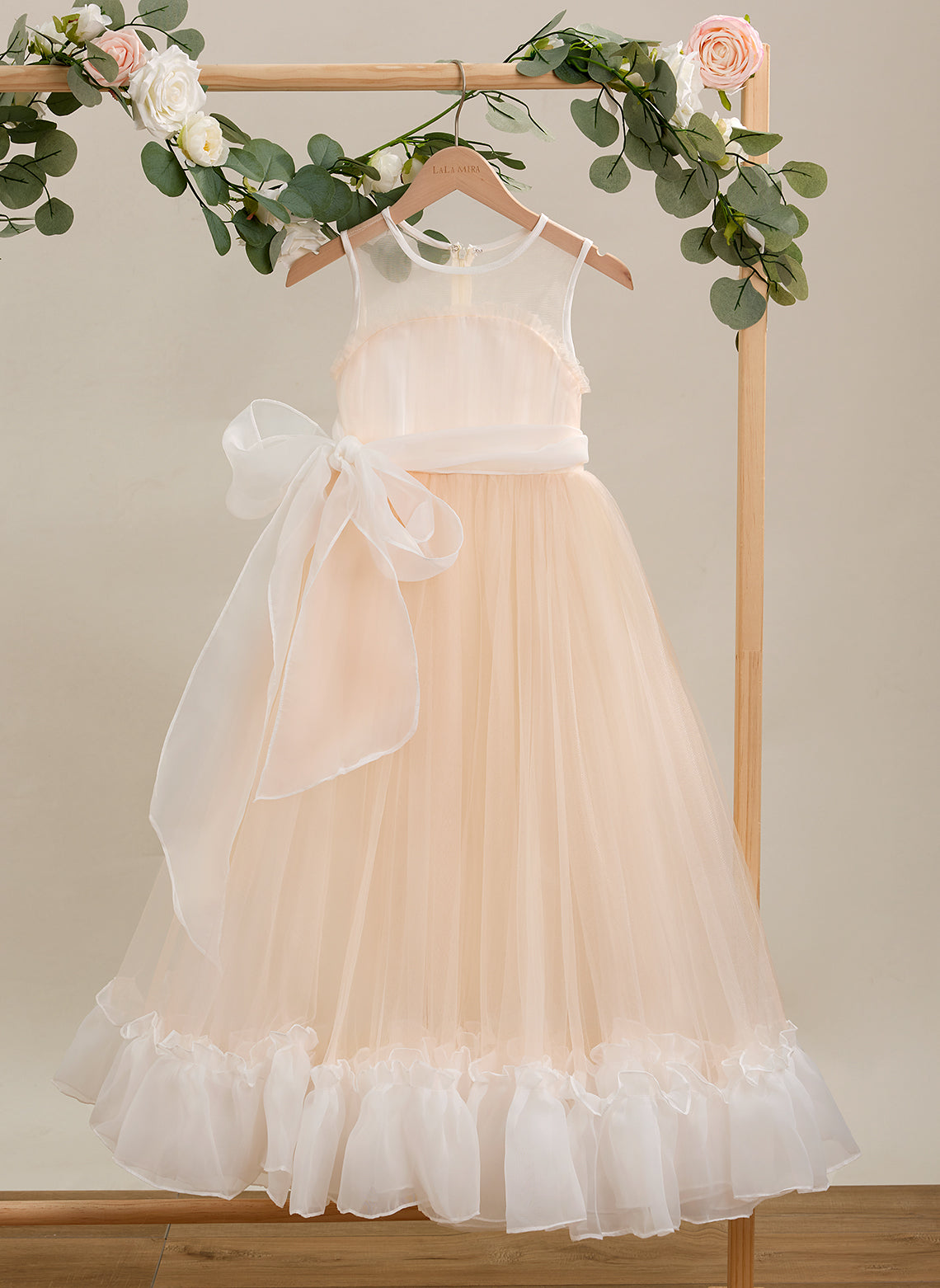 Vestido rosa de corte A, largo hasta el suelo, de tul y organza (010226975) 