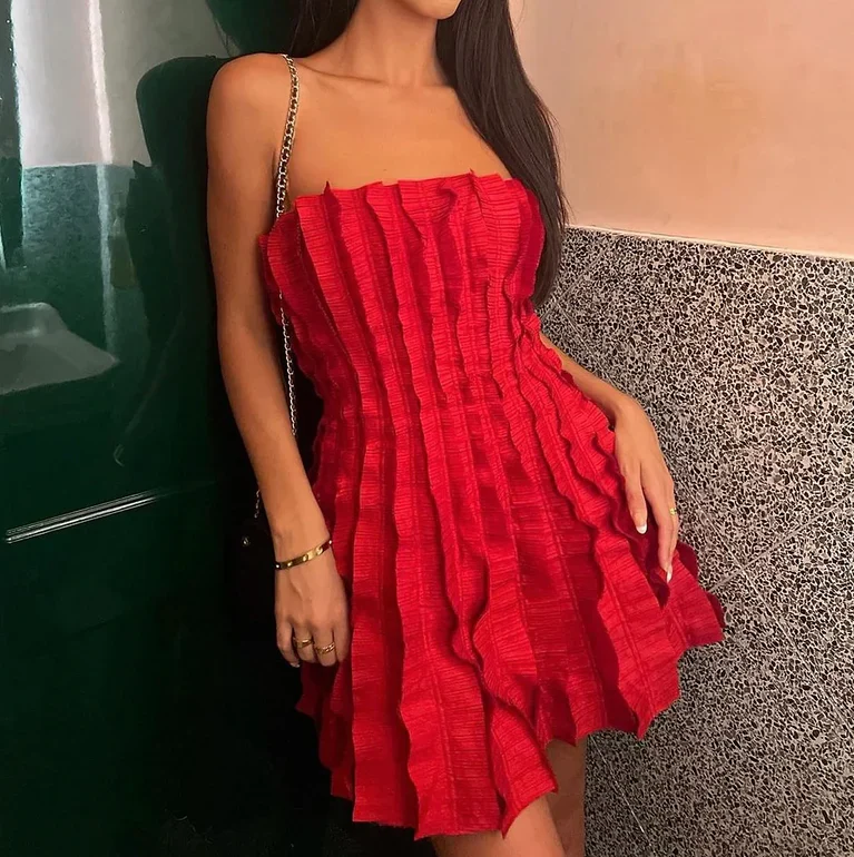 Vestido corto de fiesta de bienvenida, corte en A, rojo, sin tirantes y con volantes, modelo Y8004