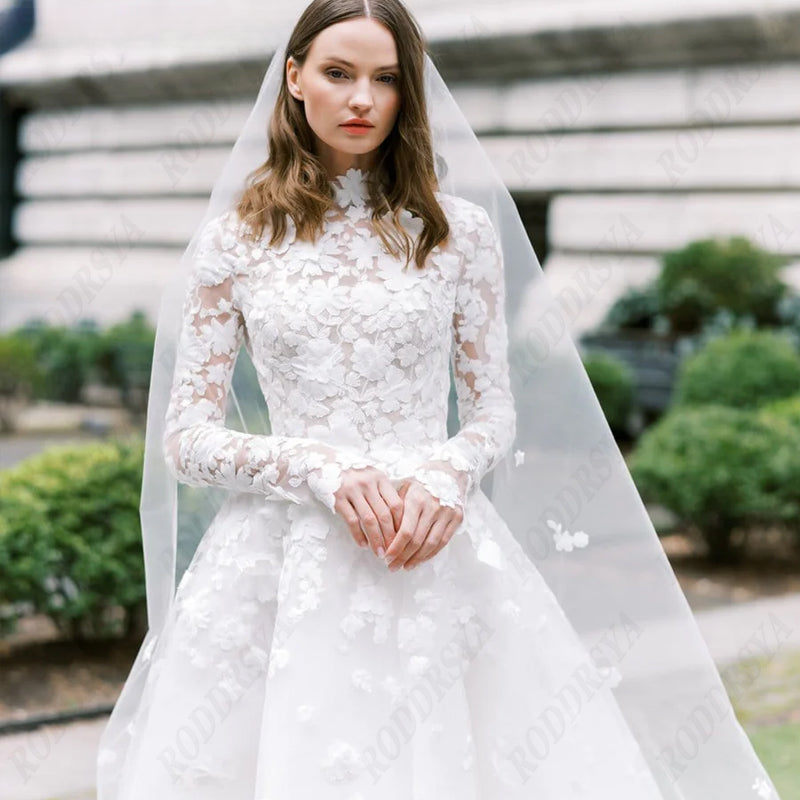 Robe de mariée princesse à manches longues pour femme, romantique, en dentelle, col montant, somptueuse robe de mariée bohème ornée d'appliqués 