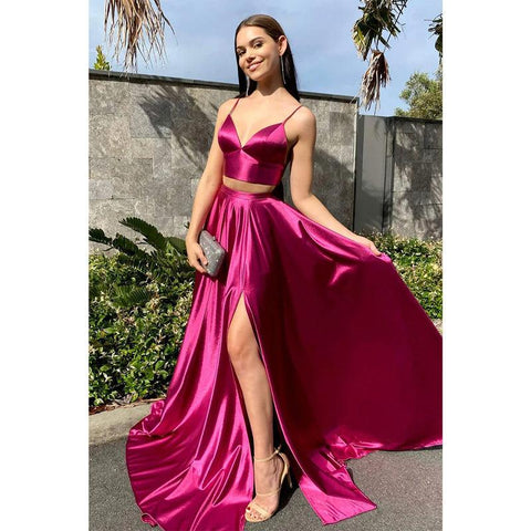 Robe de bal deux pièces à bretelles spaghetti et col en V avec poches 