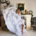6103#Elegante vestido premamá con hombros descubiertos y falda de tul blanca, ideal para sesión de fotos