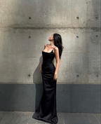 Elegante vestido de noche negro de corte recto Y4583