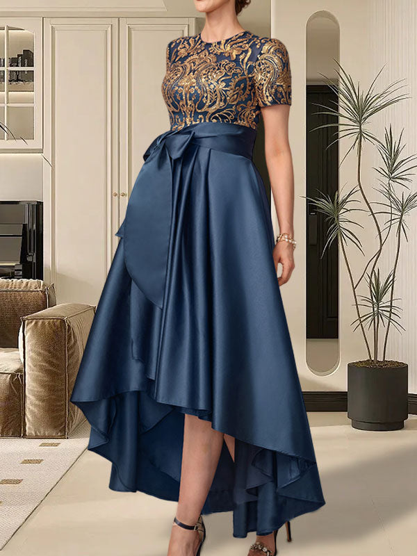 Robe de mère de la mariée asymétrique en satin à sequins et dentelle, coupe trapèze, ornée d'un nœud.