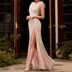 Robe de bal rouge à plumes taille haute 