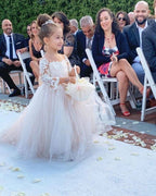 Robe de demoiselle d'honneur en tulle et dentelle à manches longues avec nœud papillon