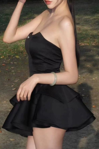 Chic Strapless Black Satin Short Prom Dress Layered Homecoming Dress Graduation Dress Y7622