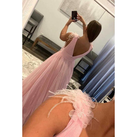 Robe de bal longue trapèze en tulle froncé à décolleté en V profond