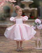 Vestido de princesa/vestido de princesa de satén hasta la rodilla para niña de las flores 