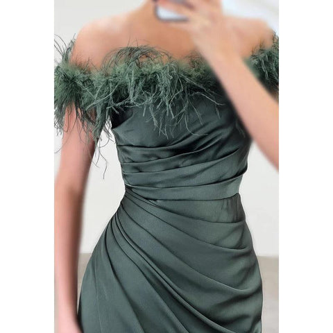 Vestido de fiesta formal sencillo e informal con hombros descubiertos, mangas cortas y abertura lateral fruncida