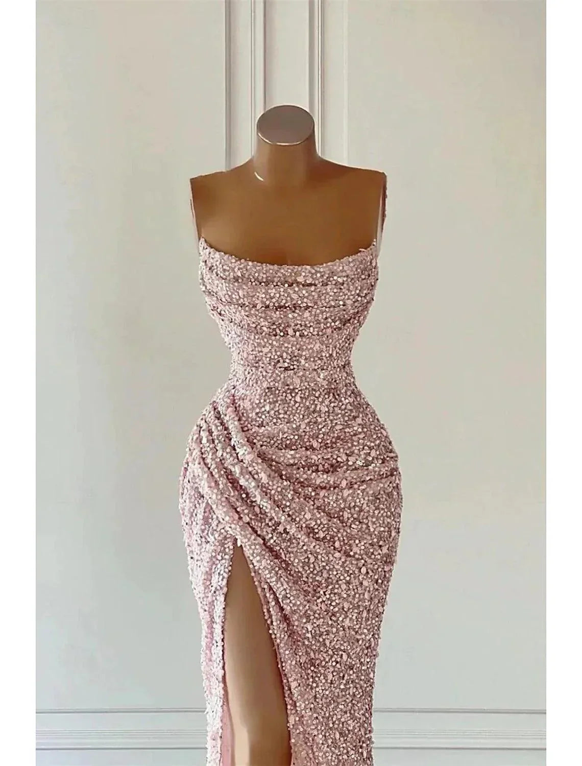 Vestido elegante de gala largo hasta el suelo, sin mangas, sin tirantes, con lentejuelas y lentejuelas brillantes.